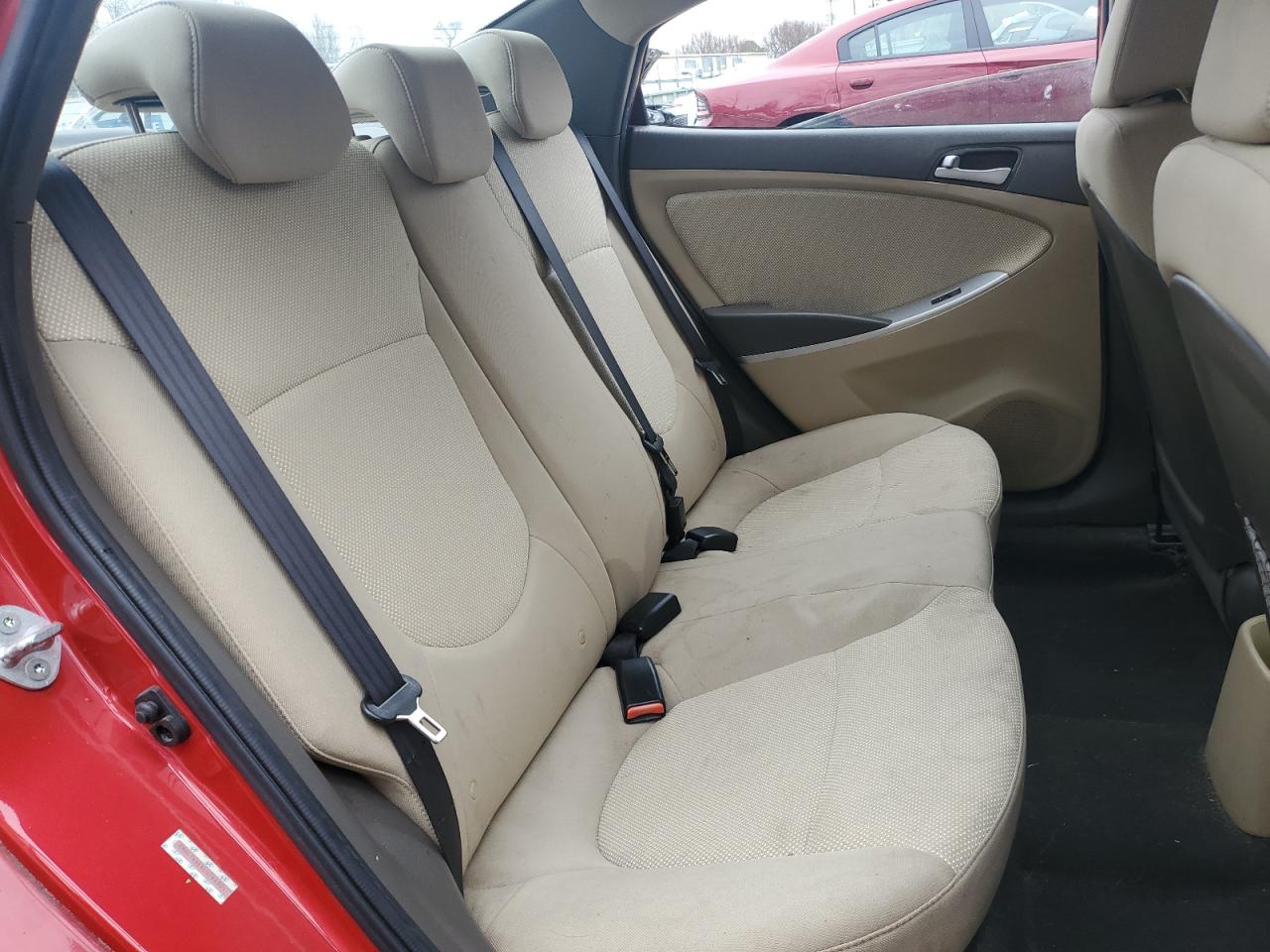 2014 Hyundai Accent - Image 10
