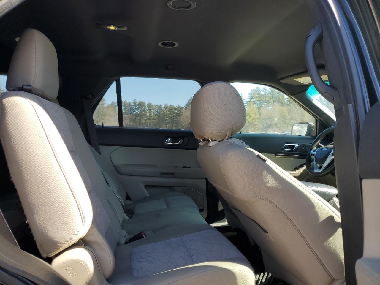 2013 Ford Explorer - Image 11
