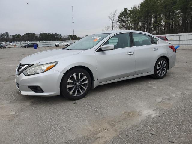  NISSAN ALTIMA 2017 Srebrny