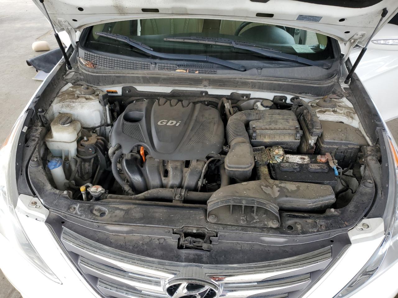 2014 Hyundai Sonata - Image 11