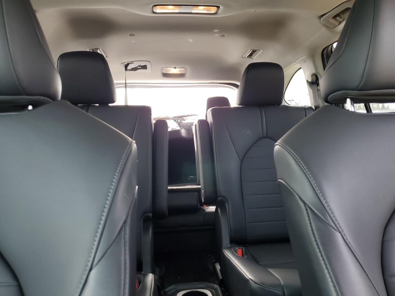 2020 Toyota Highlander - Image 10