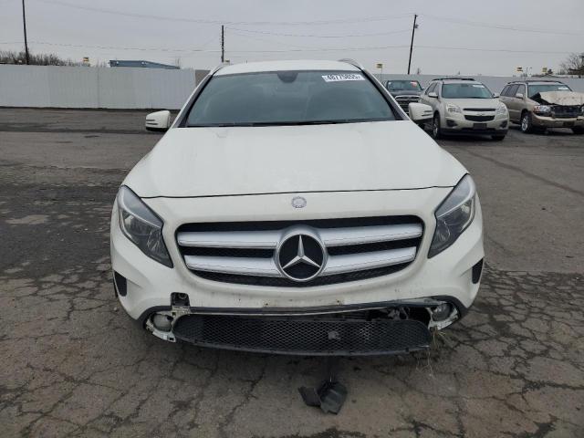  MERCEDES-BENZ GLA-CLASS 2016 Biały