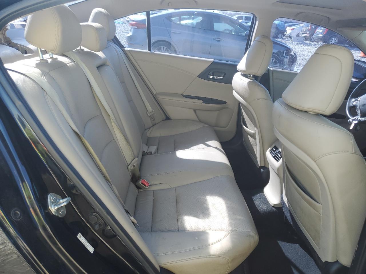 2014 Honda Accord - Image 11