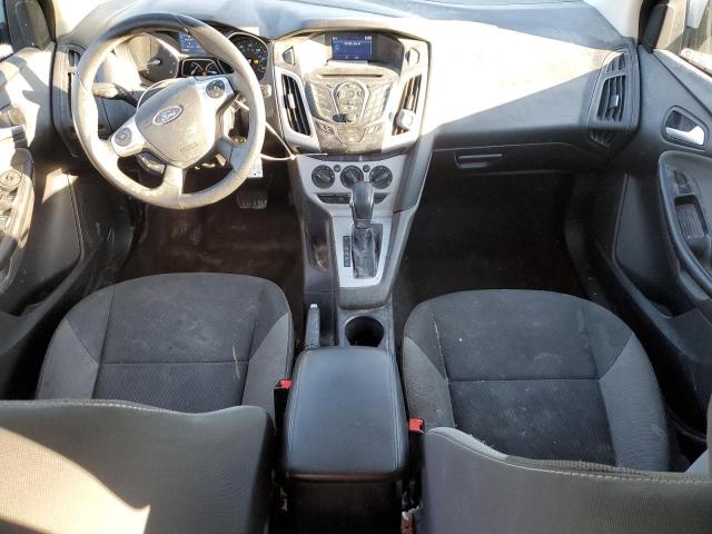 Sedans FORD FOCUS 2014 Biały