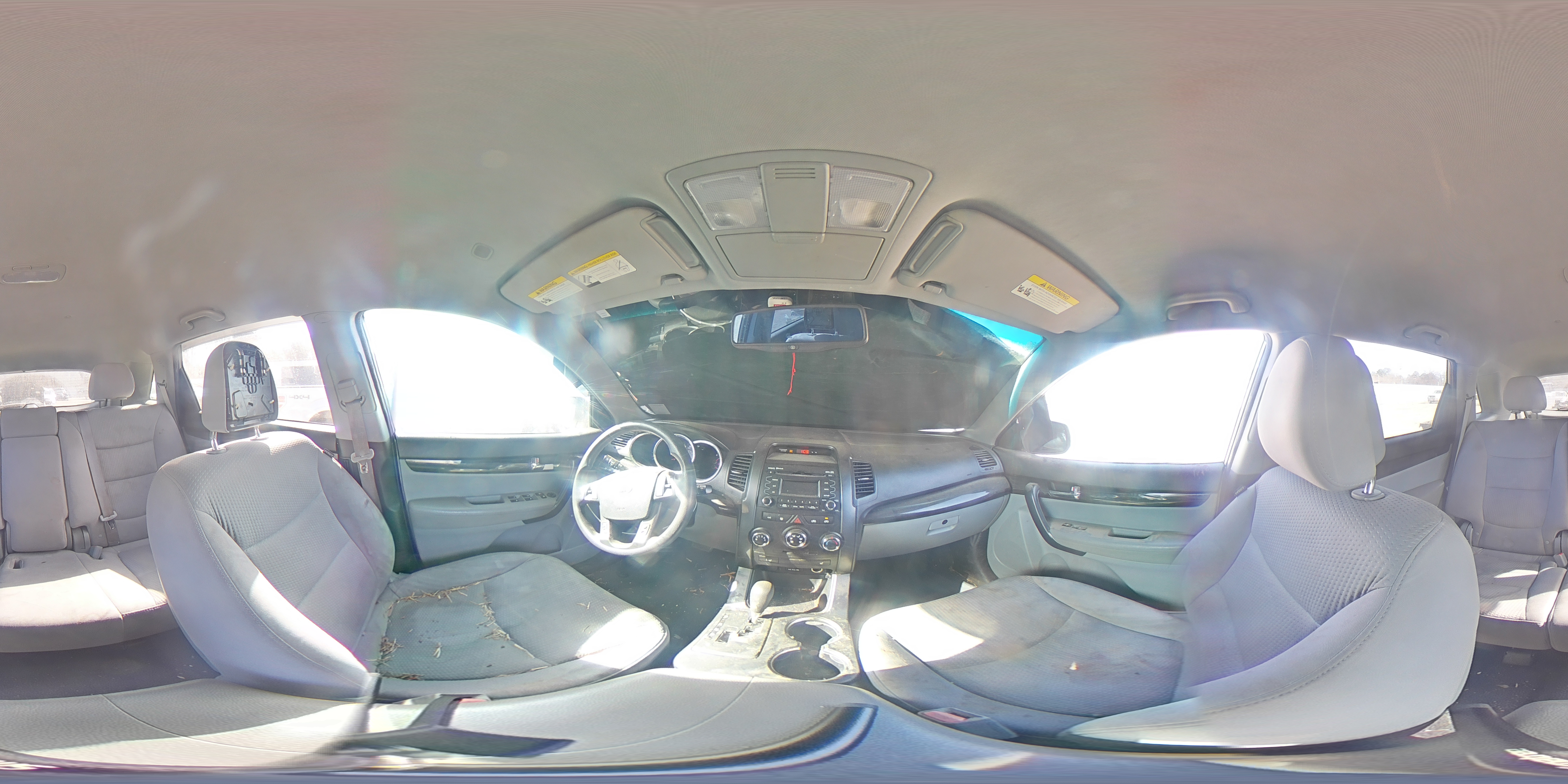 2011 Kia Sorento - Image 14