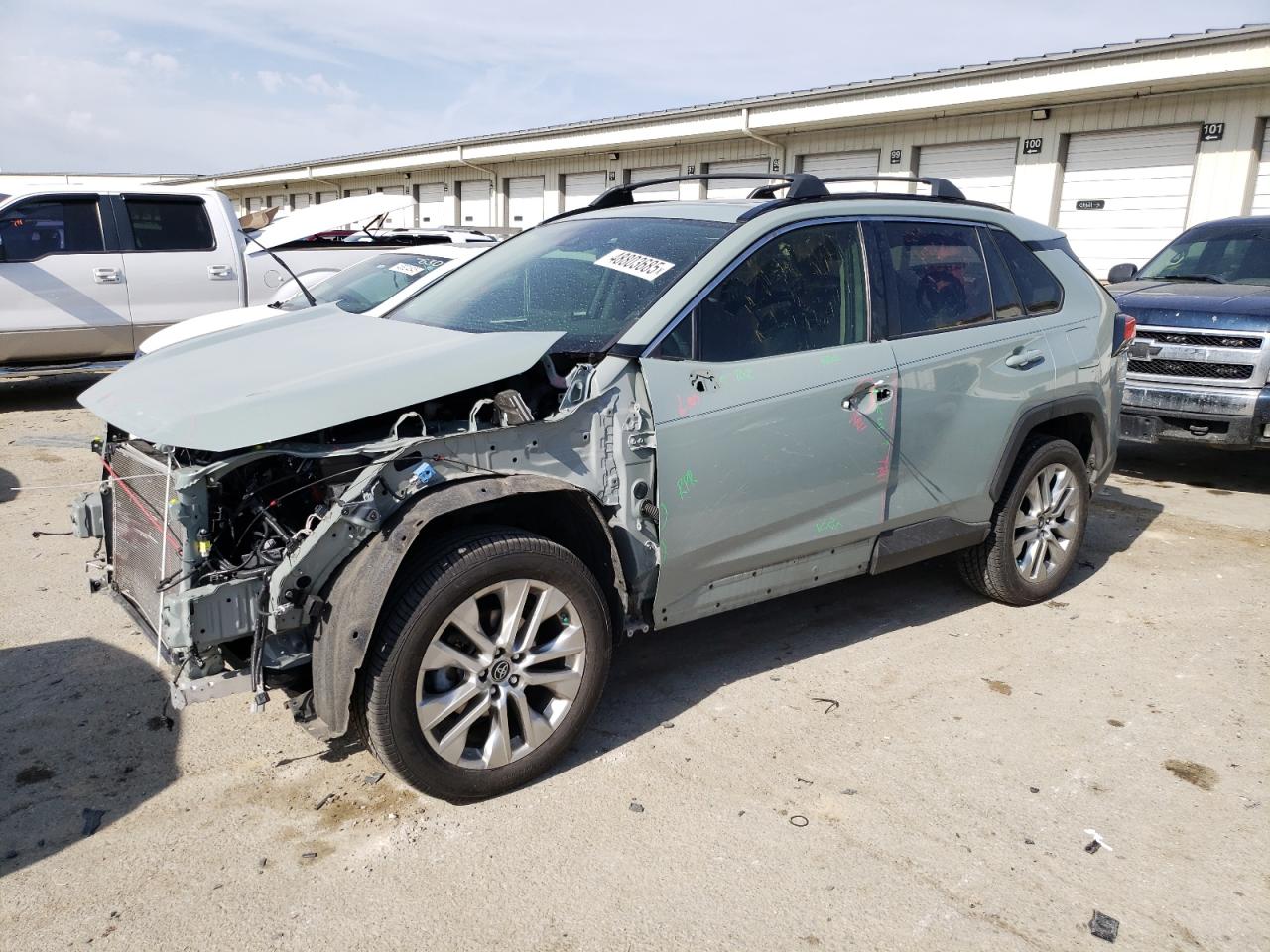 2019 Toyota Rav4 Xle Premium en Venta en Louisville, KY - Front End