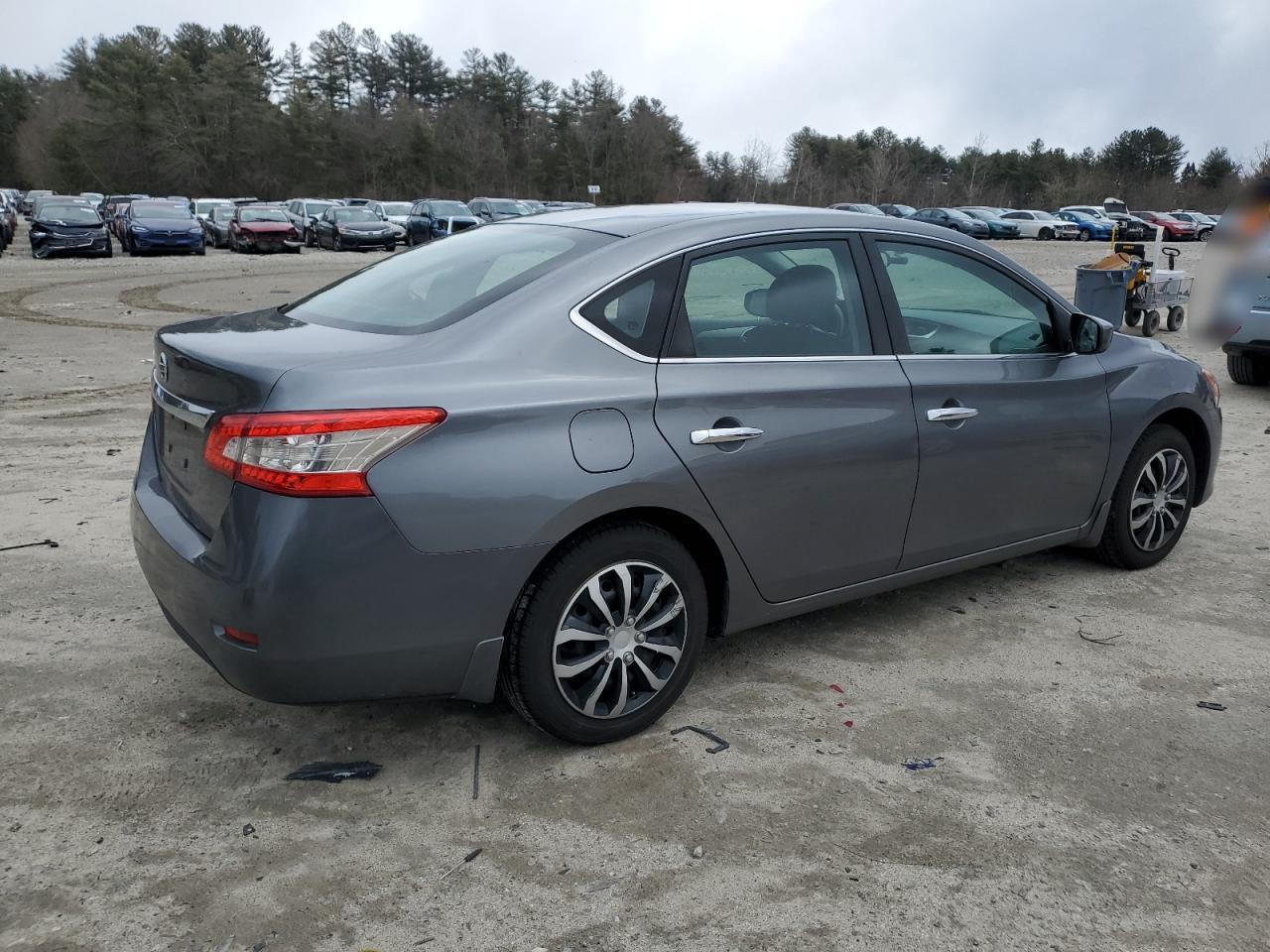 2015 Nissan Sentra - Image 3