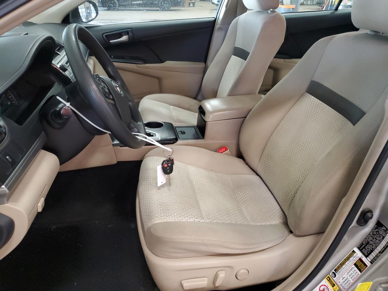 2014 Toyota Camry - Image 7