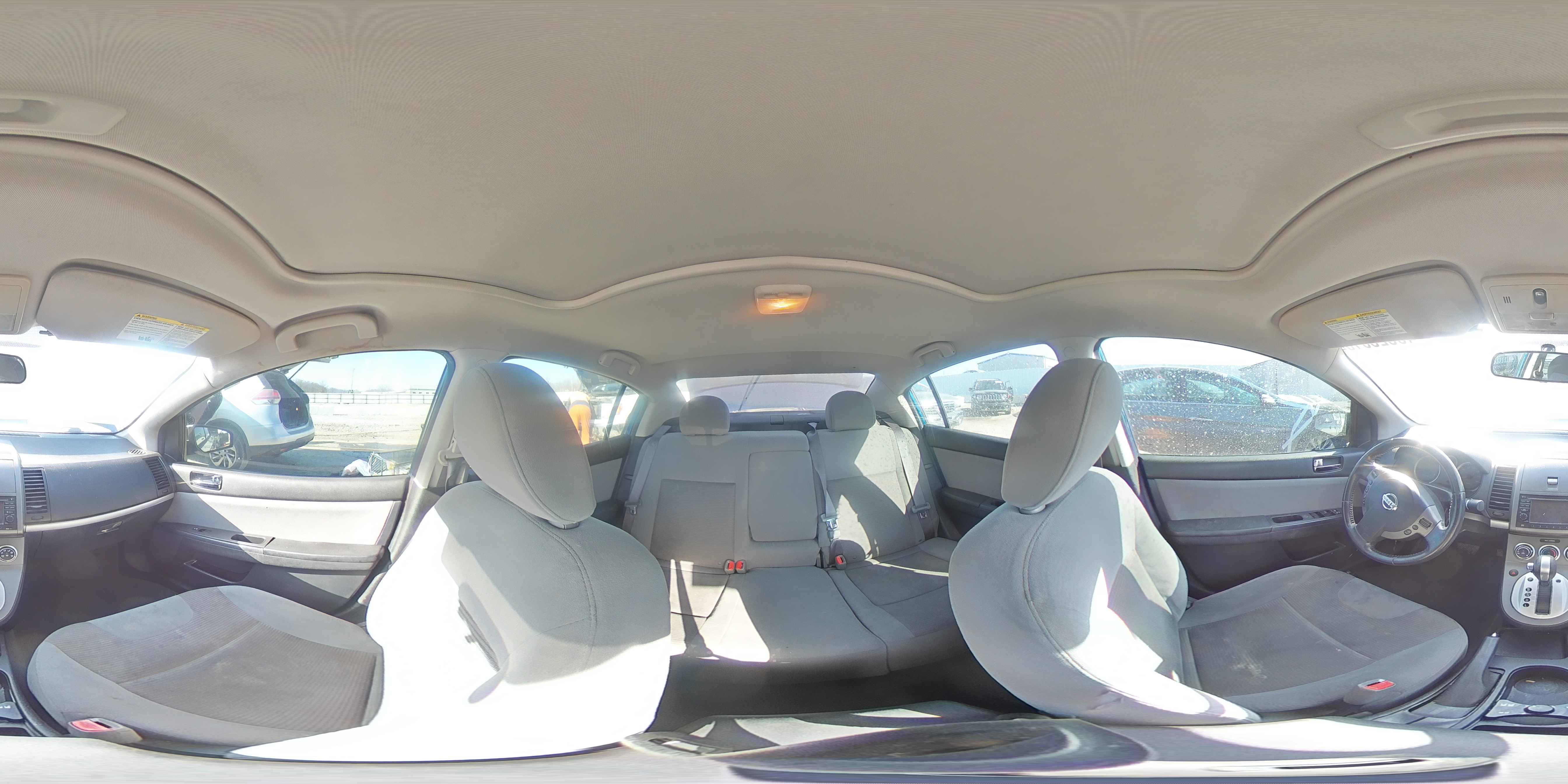 2012 Nissan Sentra - Image 15