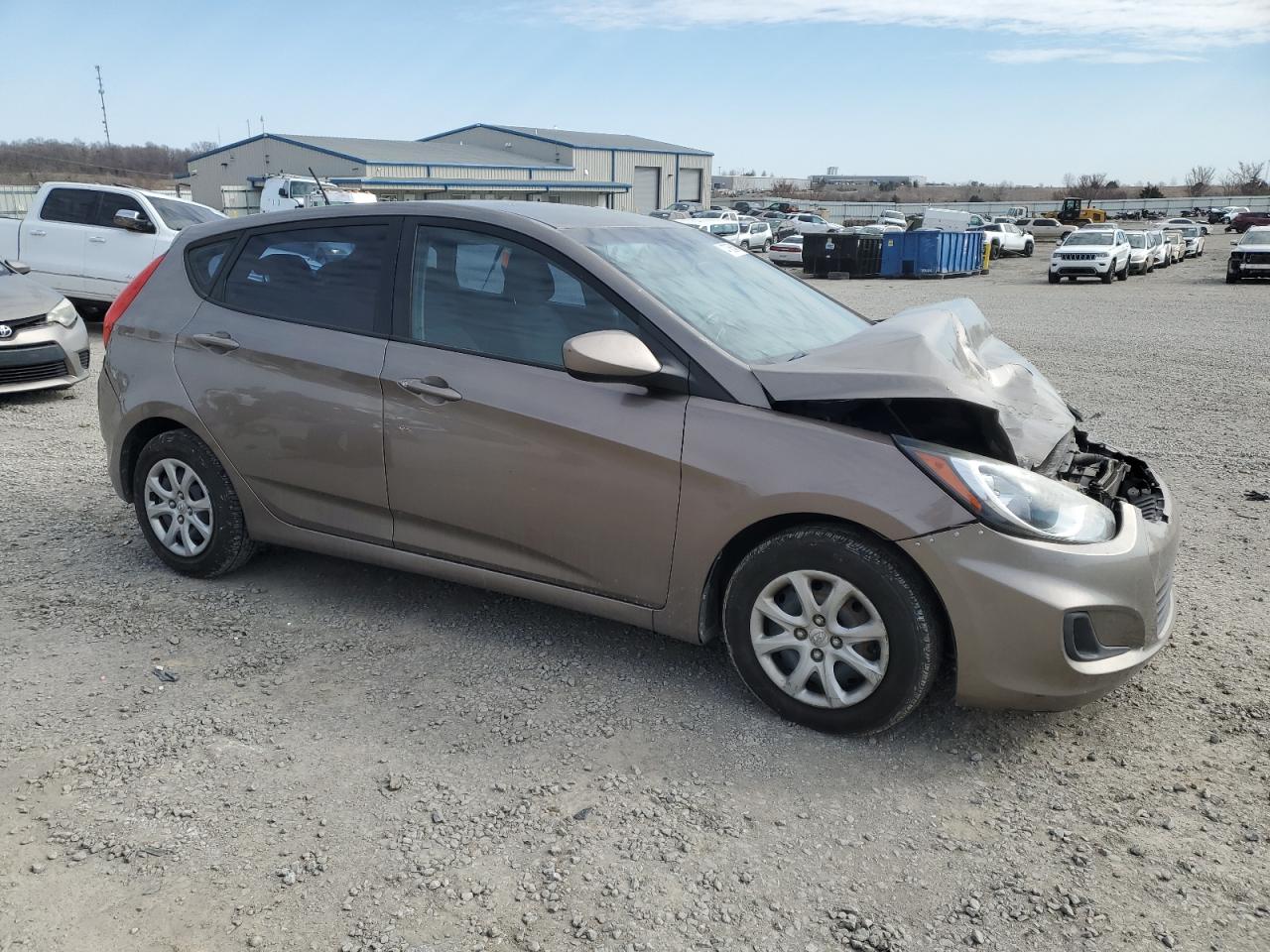 2014 Hyundai Accent - Image 4