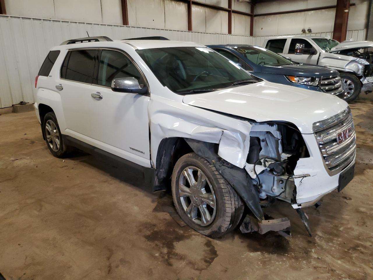 2016 GMC Terrain - Image 4