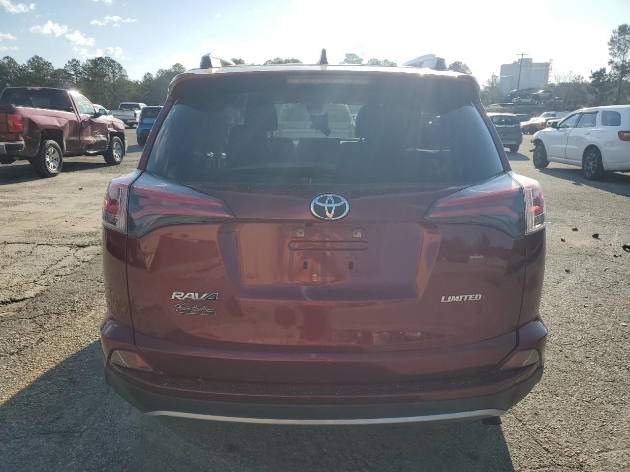 2018 Toyota RAV 4 - Image 6