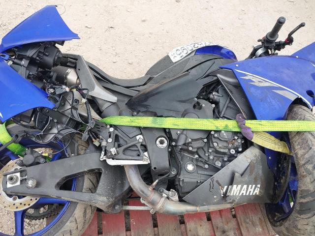 2013 YAMAHA YZF R1