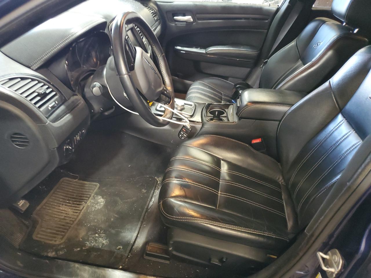 2016 Chrysler 300 - Image 7