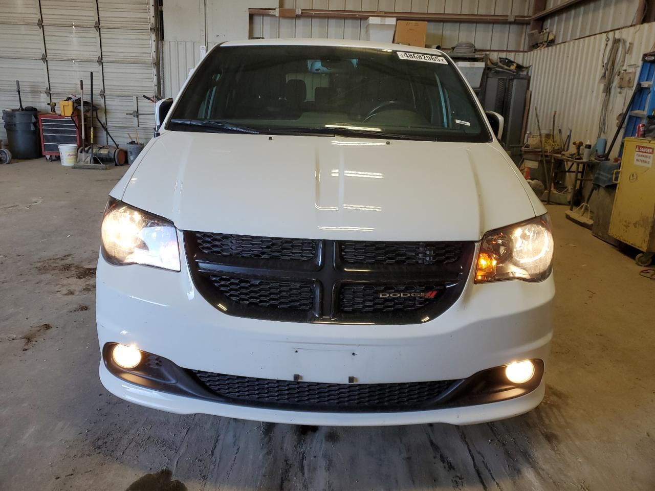 2020 Dodge Caravan - Image 5