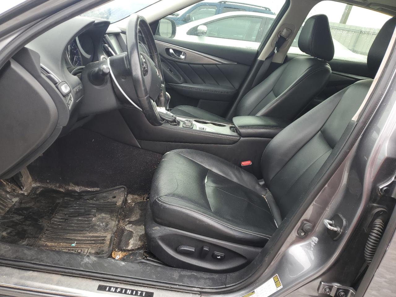 2015 Infiniti Q50 - Image 7