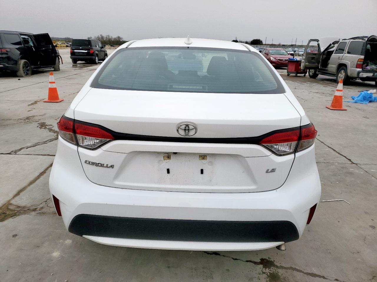 2022 Toyota Corolla - Image 6
