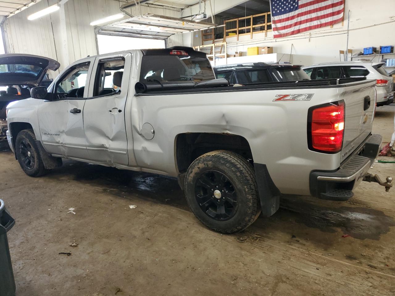 2015 Chevrolet Silverado - Image 2