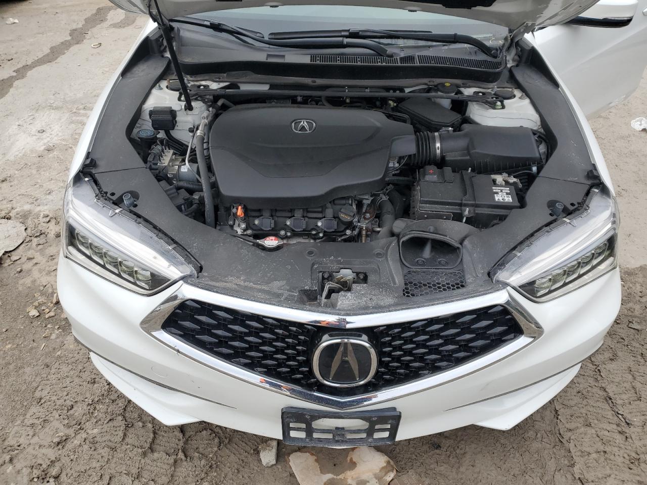 2018 Acura TLX - Image 11