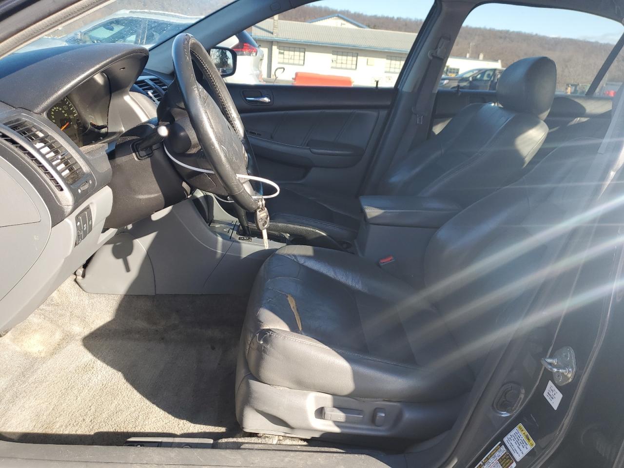 2005 Honda Accord - Image 7