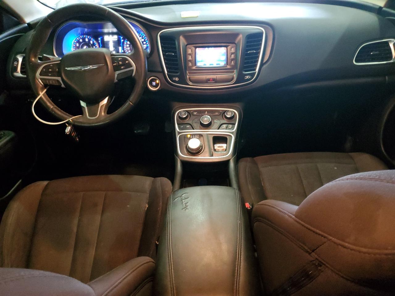 2015 Chrysler 200 - Image 8
