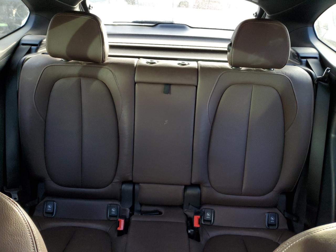 2016 BMW X1 - Image 10