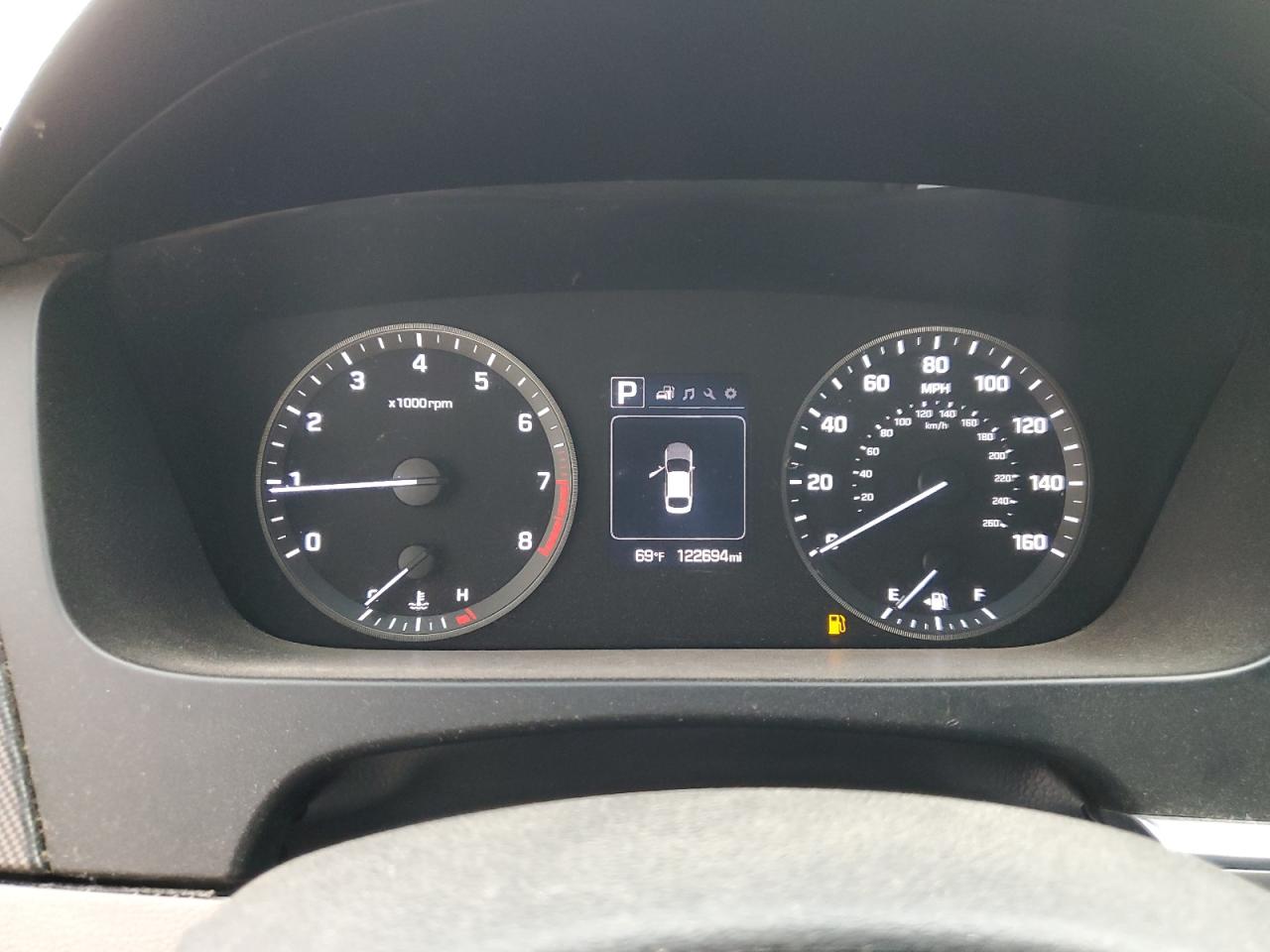 2015 Hyundai Sonata - Image 9
