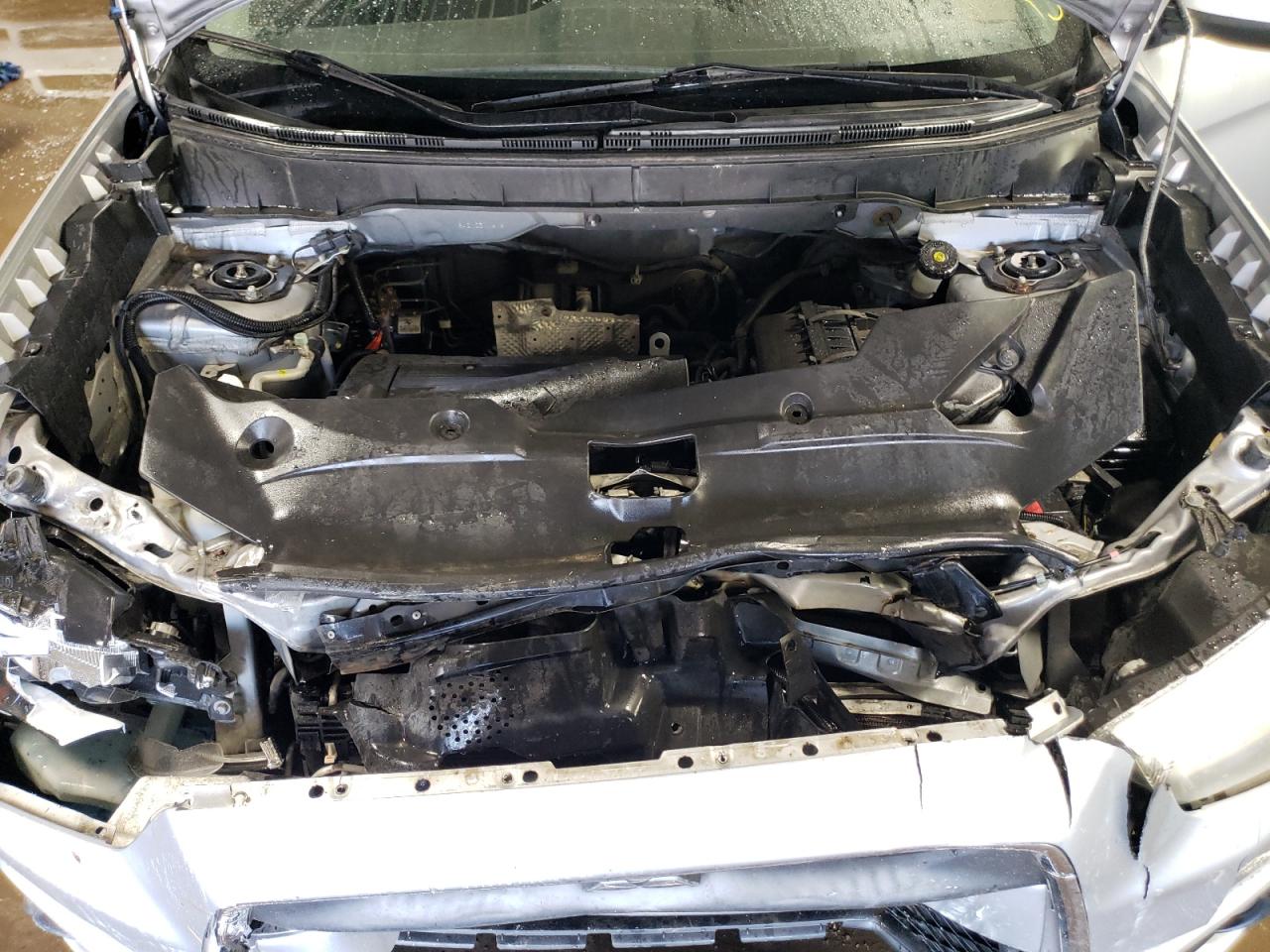 2012 Mitsubishi Outlander - Image 11