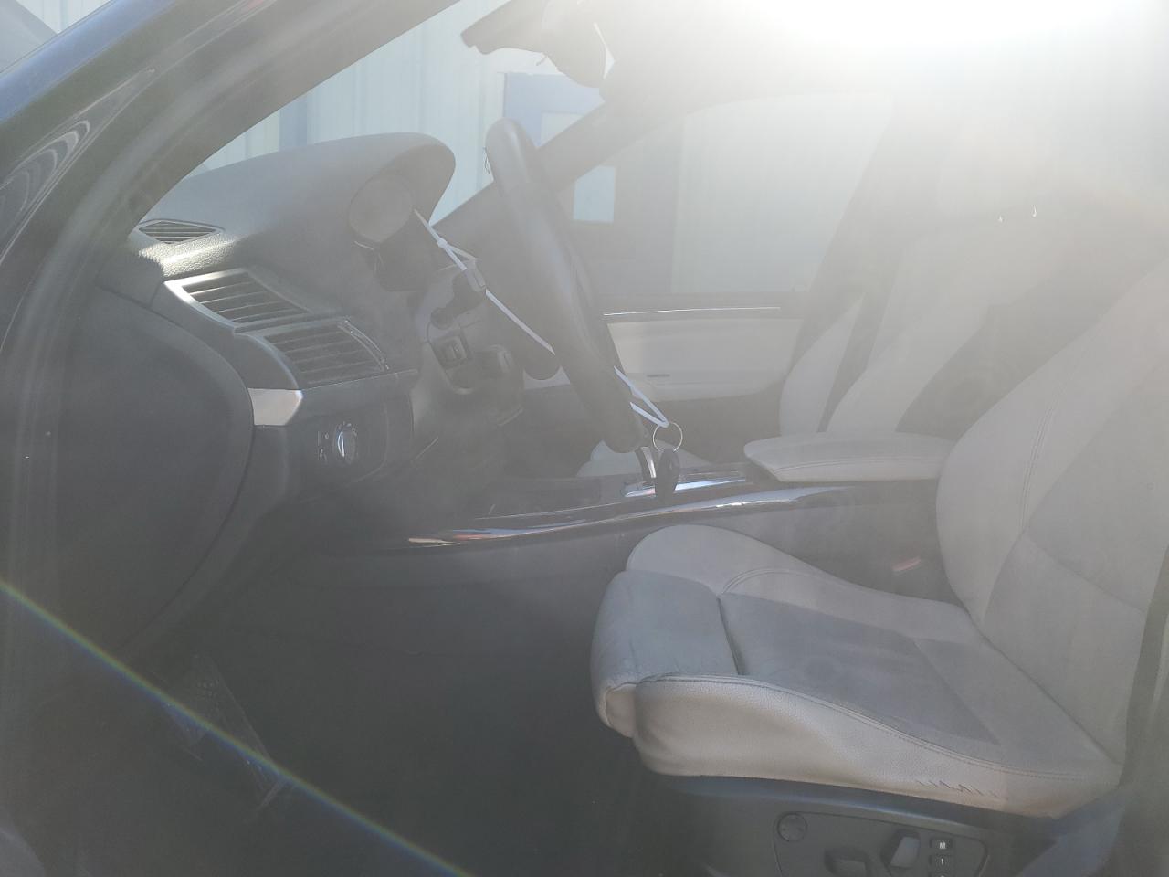 2011 BMW X5 xDrive50I VIN: 5UXZV8C55BL418911 Lot: 47490185