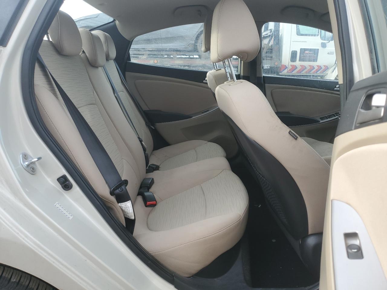 2016 Hyundai Accent - Image 10