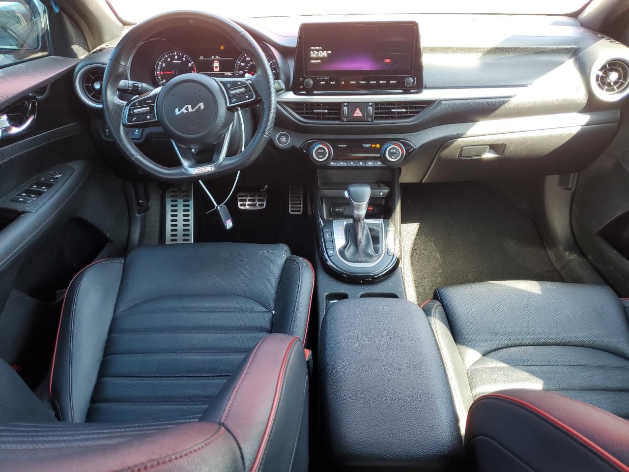 2023 Kia Forte - Image 8