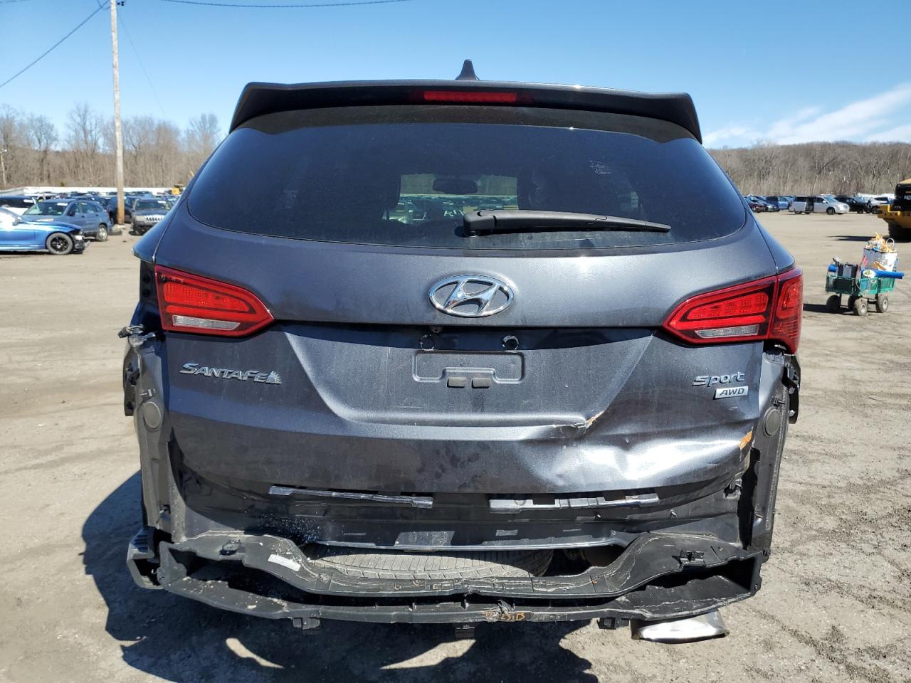 2017 Hyundai Santa Fe - Image 6