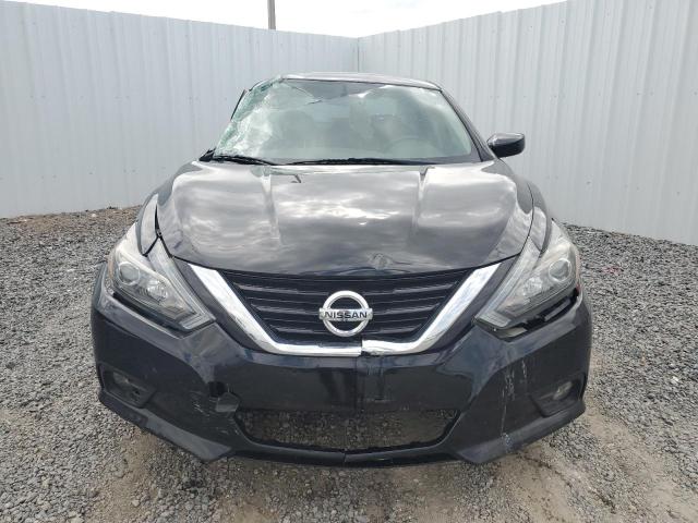  NISSAN ALTIMA 2018 Czarny