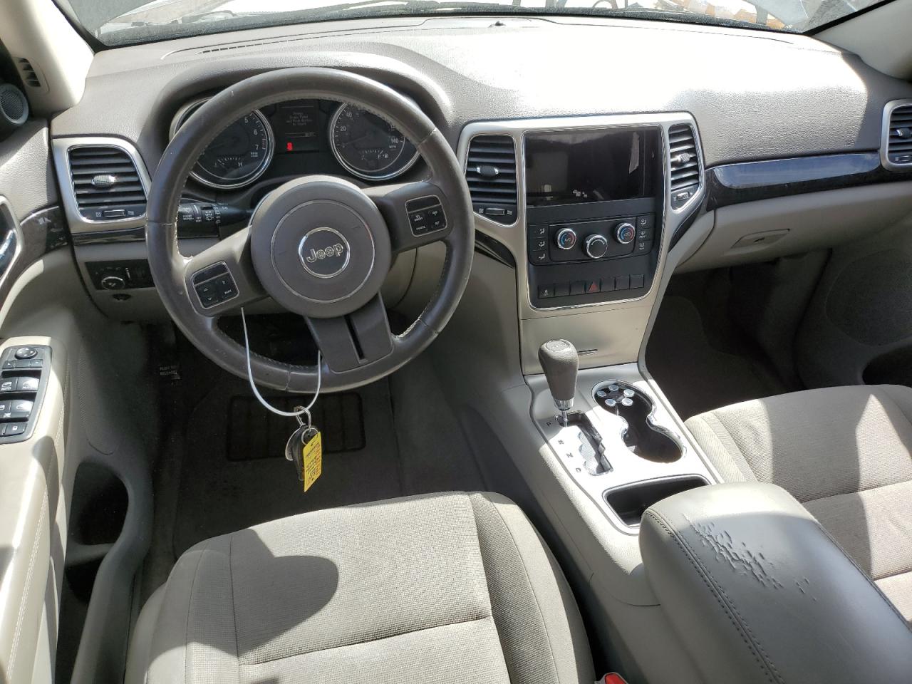 2011 Jeep Grand Cherokee - Image 8