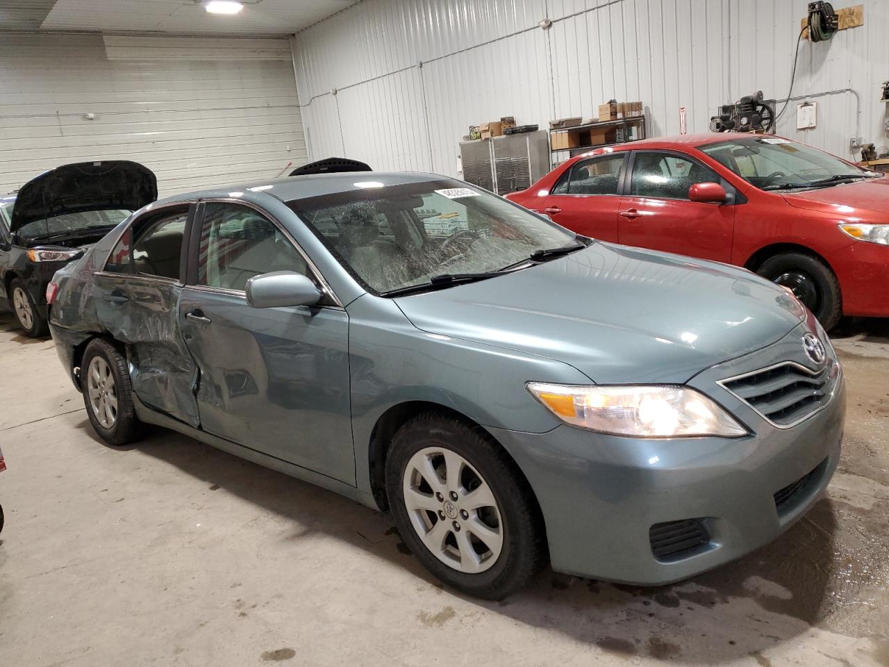 2011 Toyota Camry - Image 4