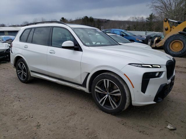  BMW X7 2024 Белый