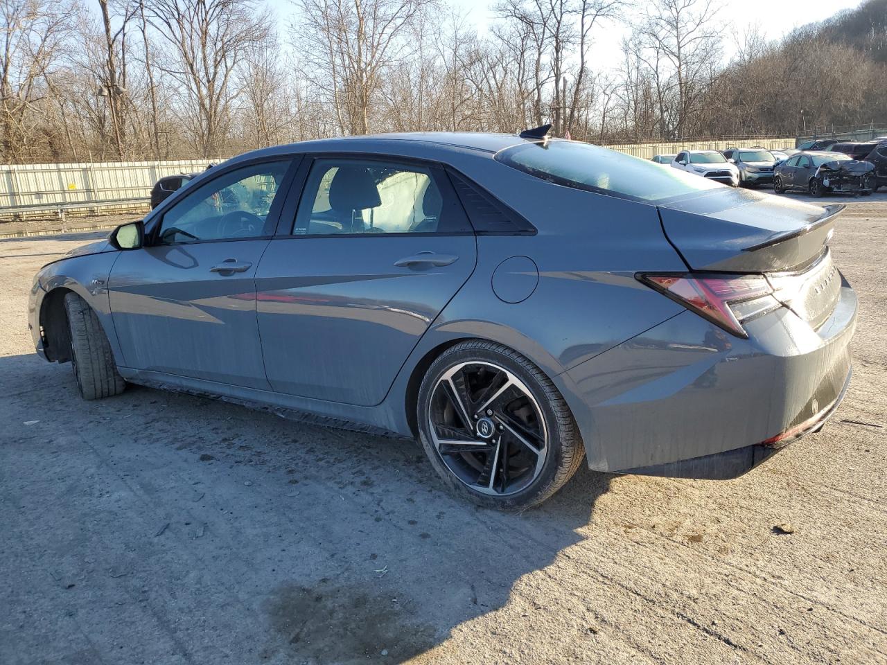 2022 Hyundai Elantra - Image 2