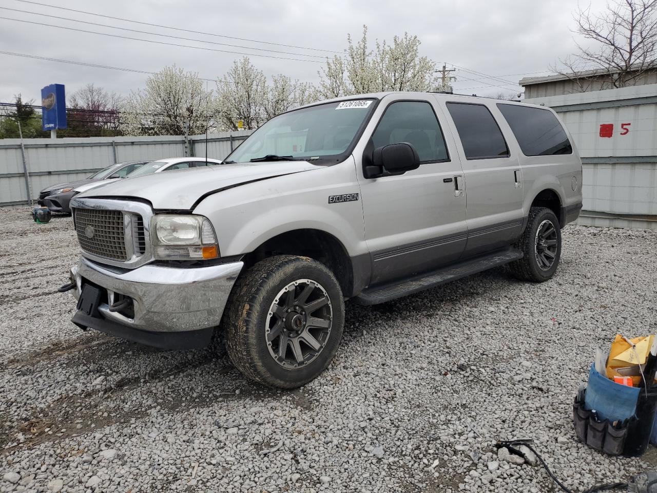 2002 Ford Excursion Xlt на продаже в Walton, KY - Front End