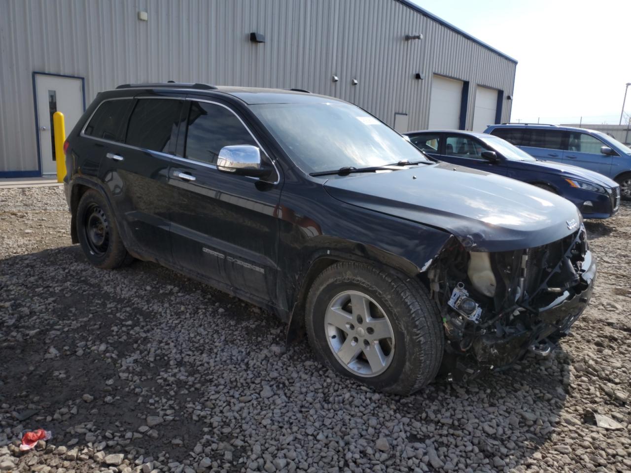 2017 Jeep Grand Cherokee - Image 4