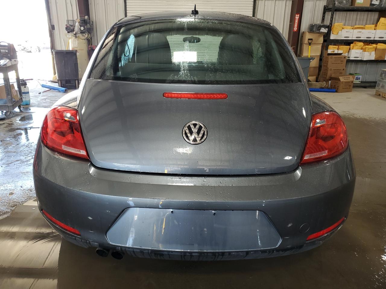 2013 Volkswagen Beetle - Image 6