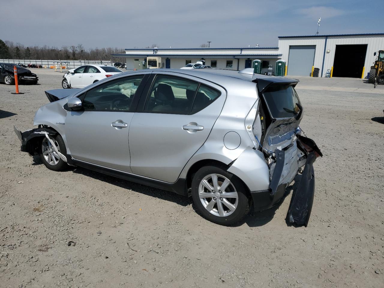 2017 Toyota Prius - Image 2