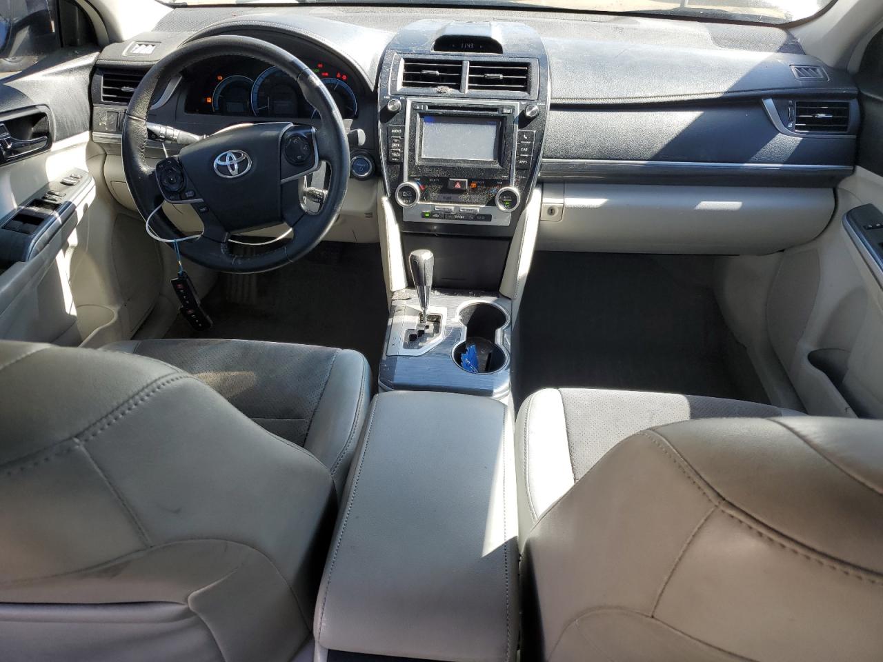 2012 Toyota Camry - Image 8