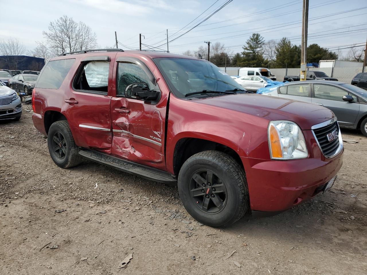 2011 GMC Yukon - Image 4