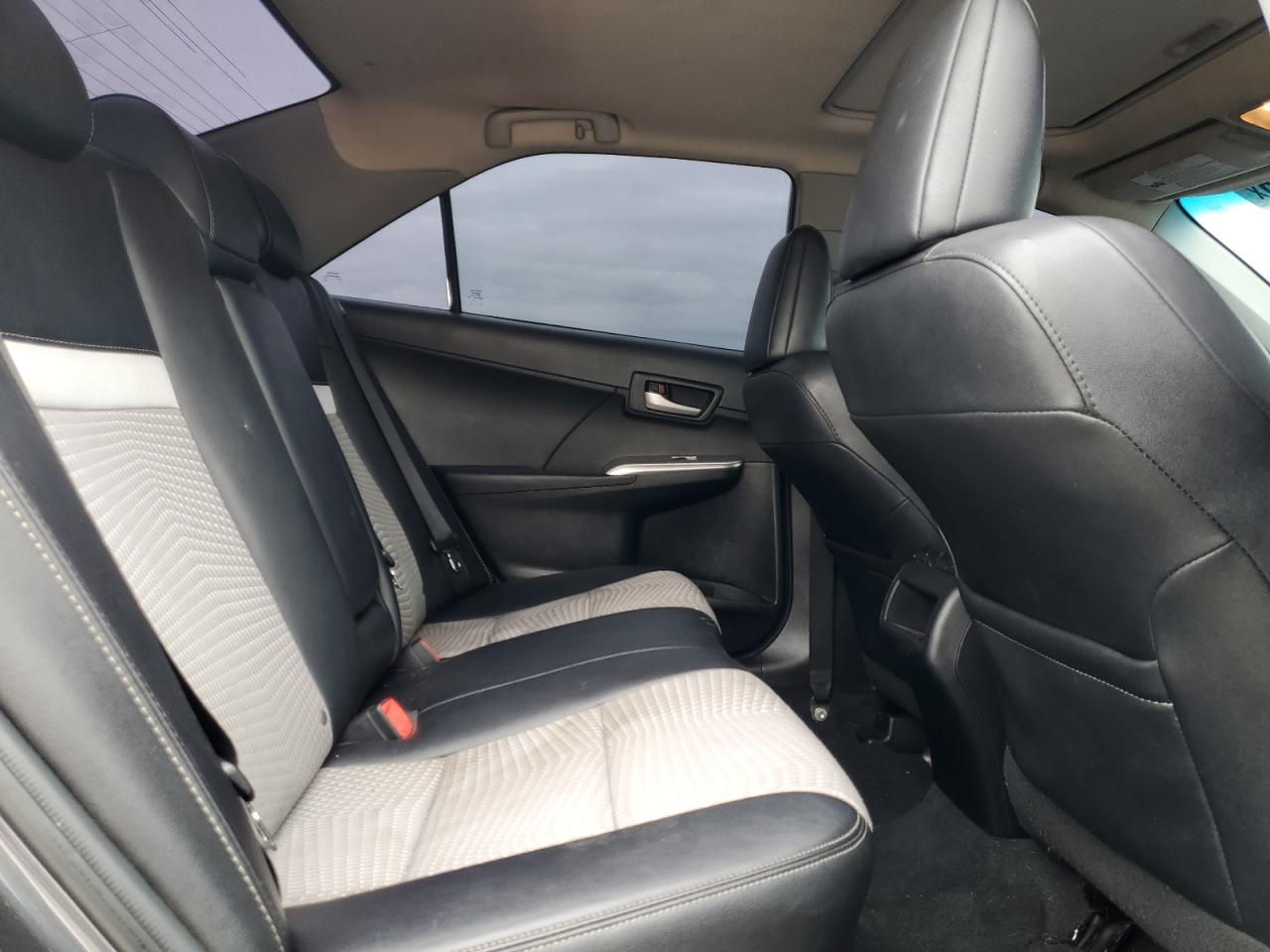 2013 Toyota Camry - Image 10