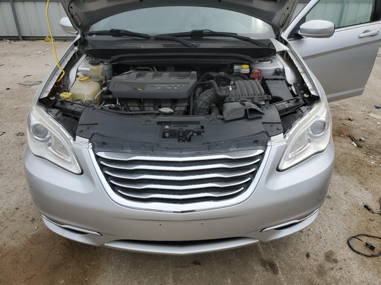 2012 Chrysler 200 Touring VIN: 1C3CCBBB5CN241711 Lot: 50928065