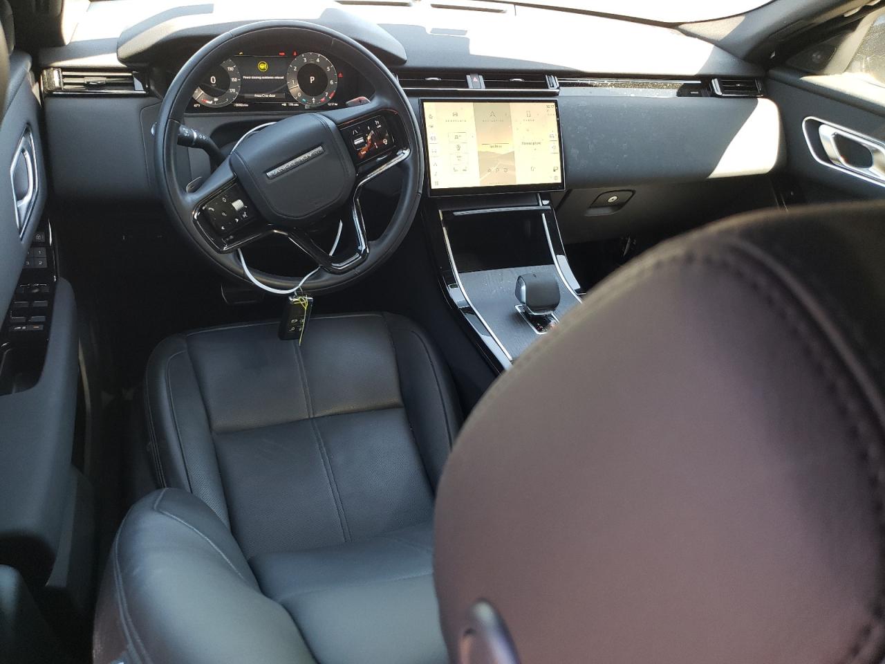 2024 Land Rover Range Rover - Image 8