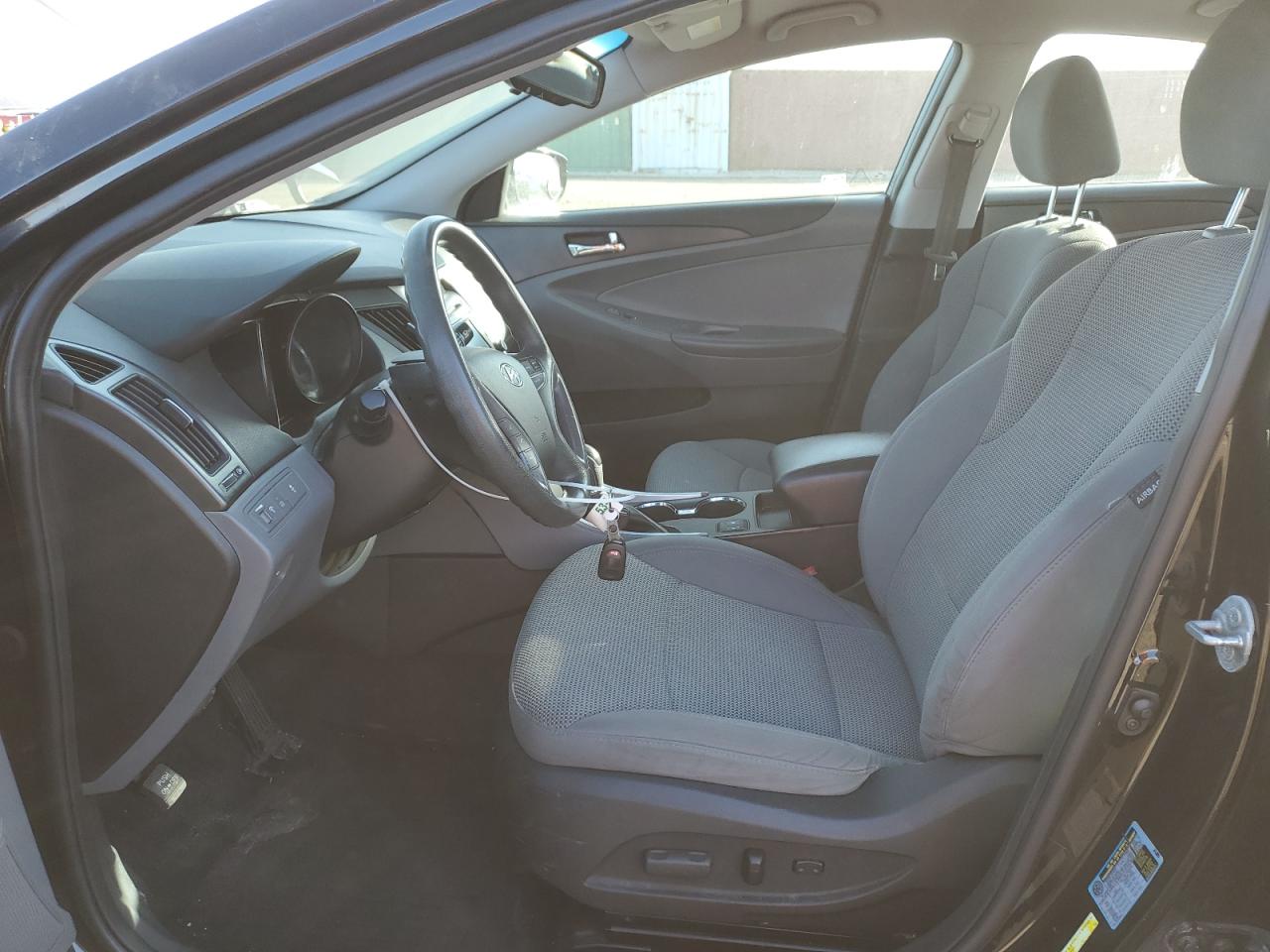 2014 Hyundai Sonata - Image 7