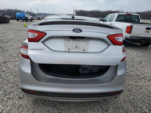  FORD FUSION 2016 Srebrny