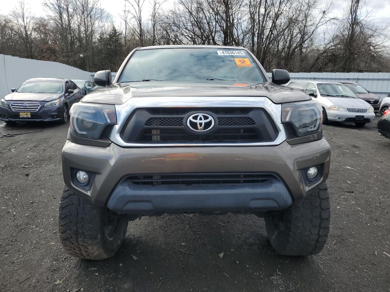 2015 Toyota Tacoma - Image 5