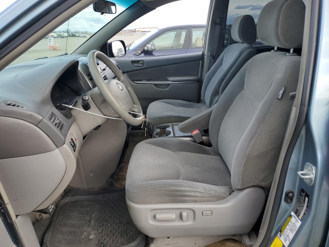 2006 Toyota Sienna - Image 7